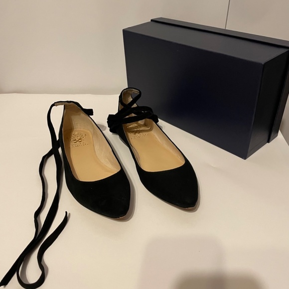 Vince Camuto ballet flats with straps - Picture 3 of 5